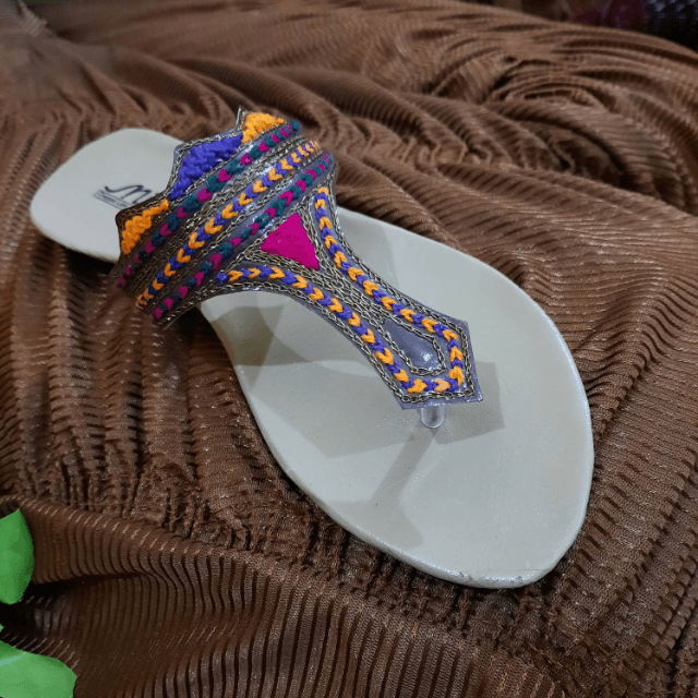 New Fancy 18 Stylish Ladies Slippers For Women And Girls